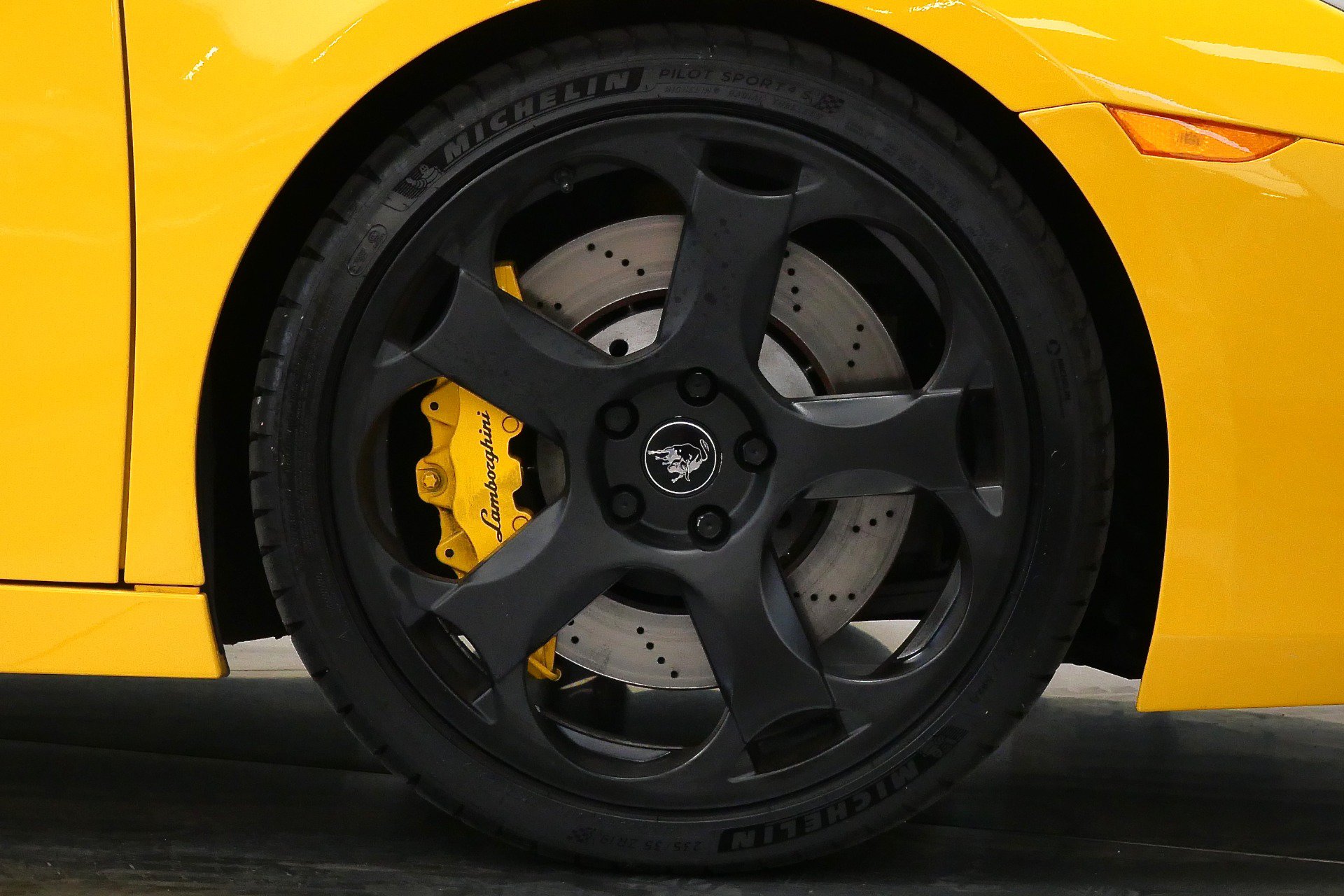 Used 2004 Lamborghini Gallardo AWD/4WD image 32