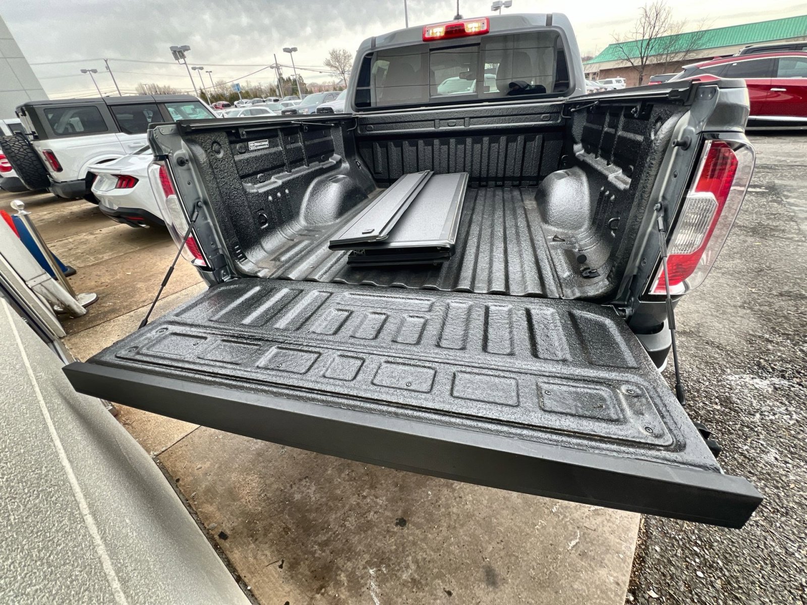 Used 2022 GMC Canyon AT4 w/ Trailering Package image 24