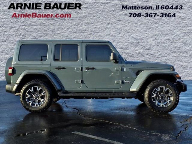 Used 2024 Jeep Wrangler Unlimited Sahara w/ Technology Group AWD/4WD image 5