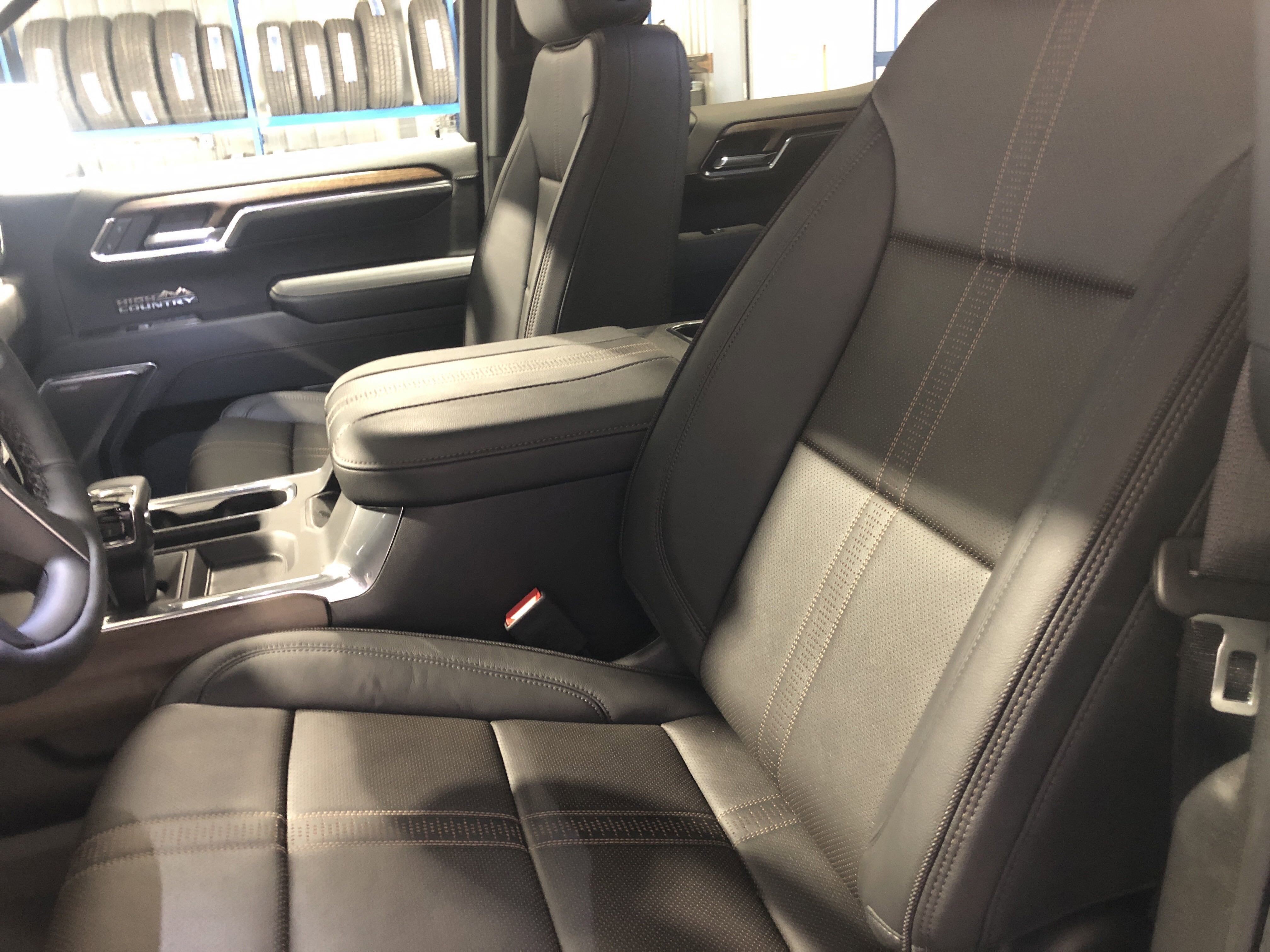 New 2025 Chevrolet Silverado 1500 High Country w/ Technology Package image 13