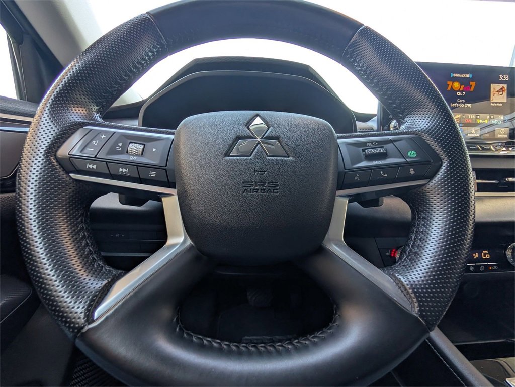 Used 2024 Mitsubishi Outlander SE Black Edition image 22