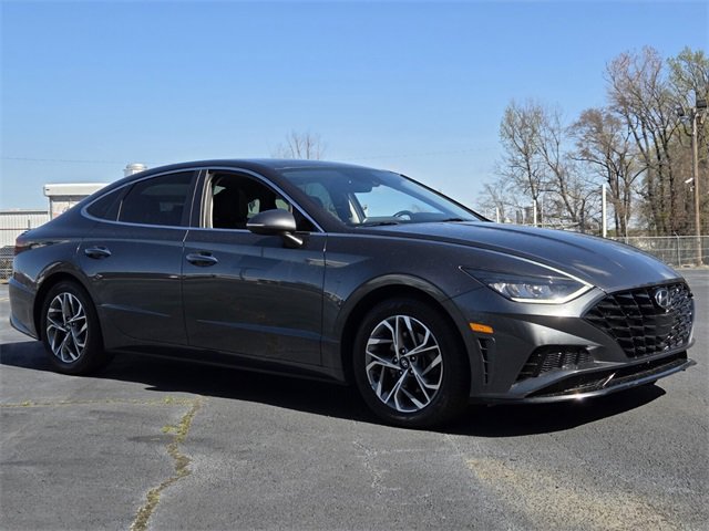 Used 2022 Hyundai Sonata SEL w/ Convenience Package image 4