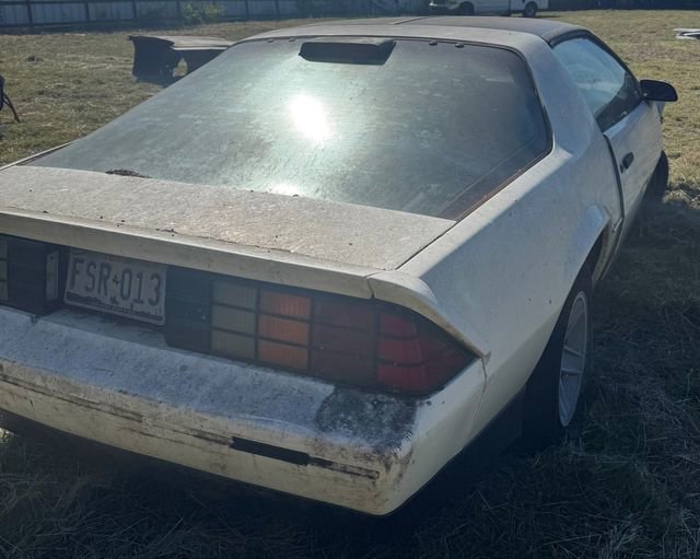 Used 1986 Chevrolet Camaro LT image 10