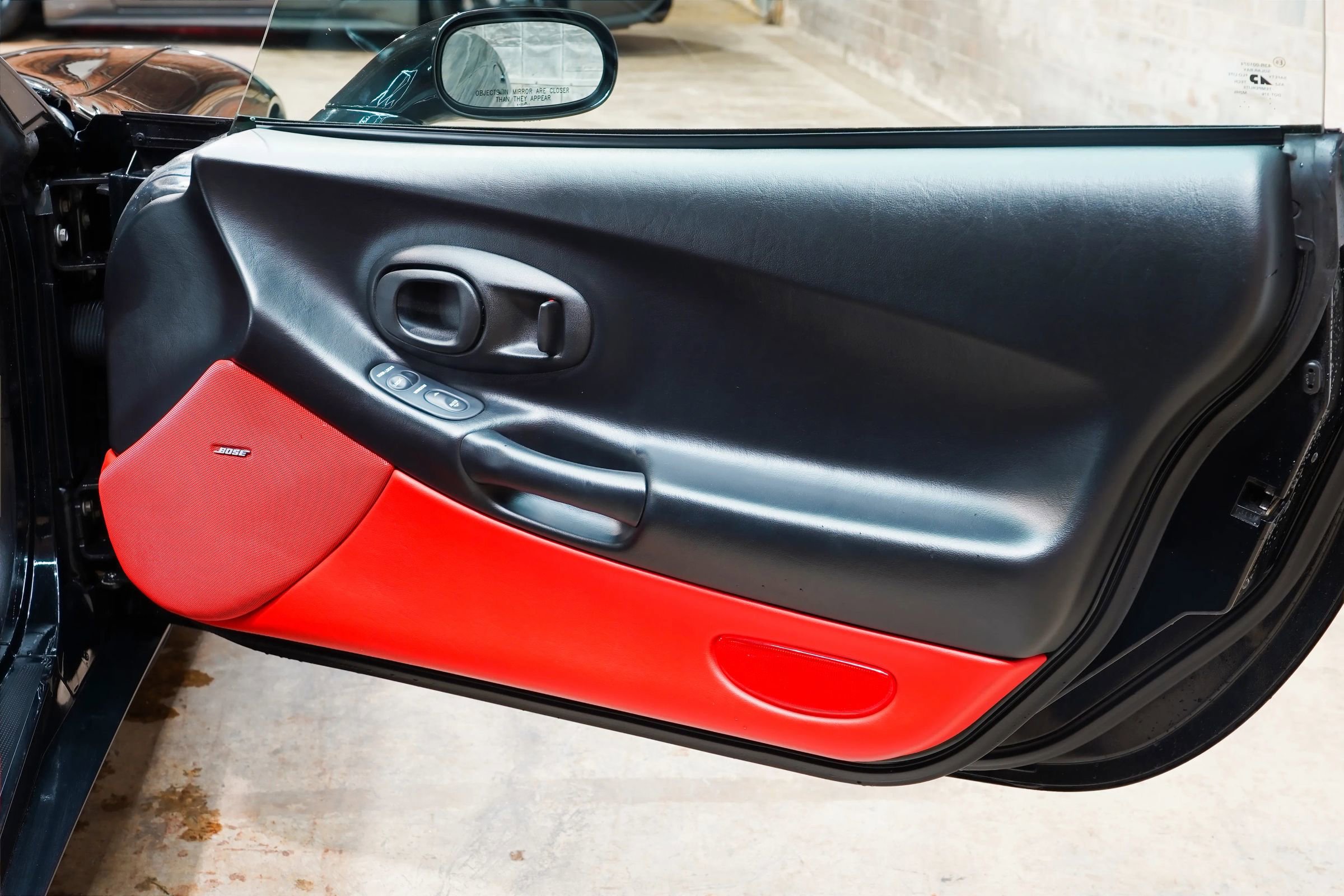 Used 2002 Chevrolet Corvette Z06 w/ Memory Pkg RWD image 44