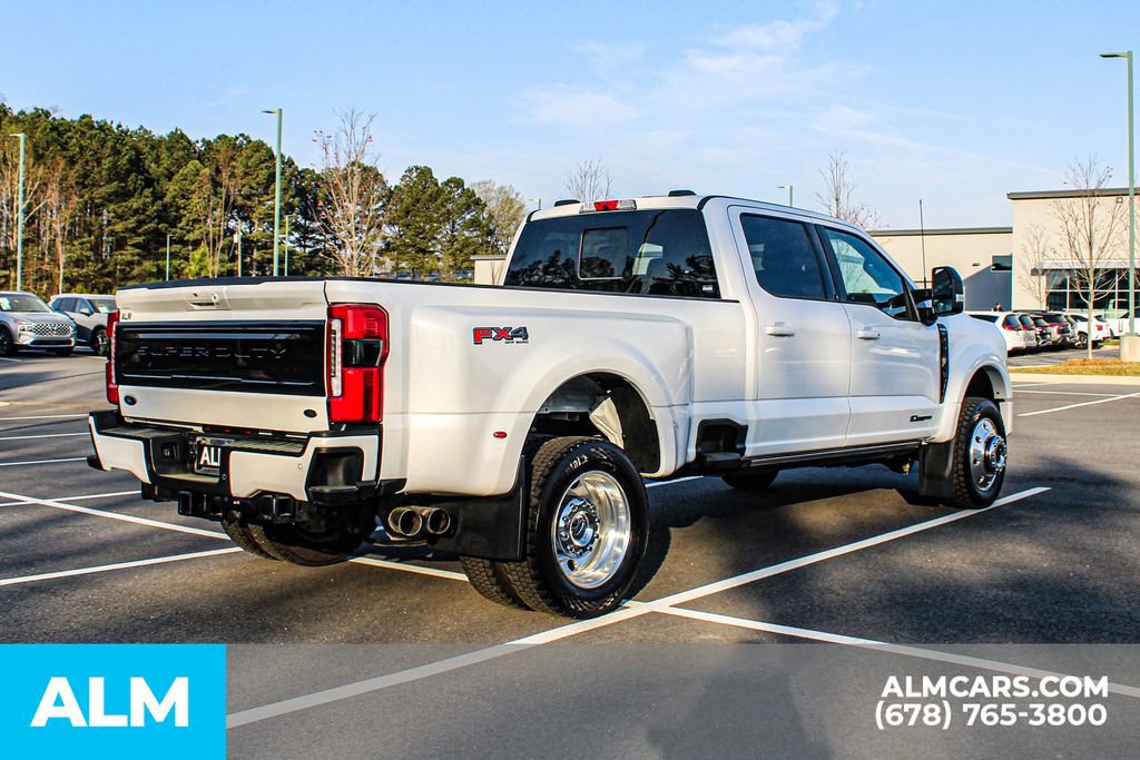 Used 2025 Ford F450 Platinum w/ FX4 Off-Road Package image 6