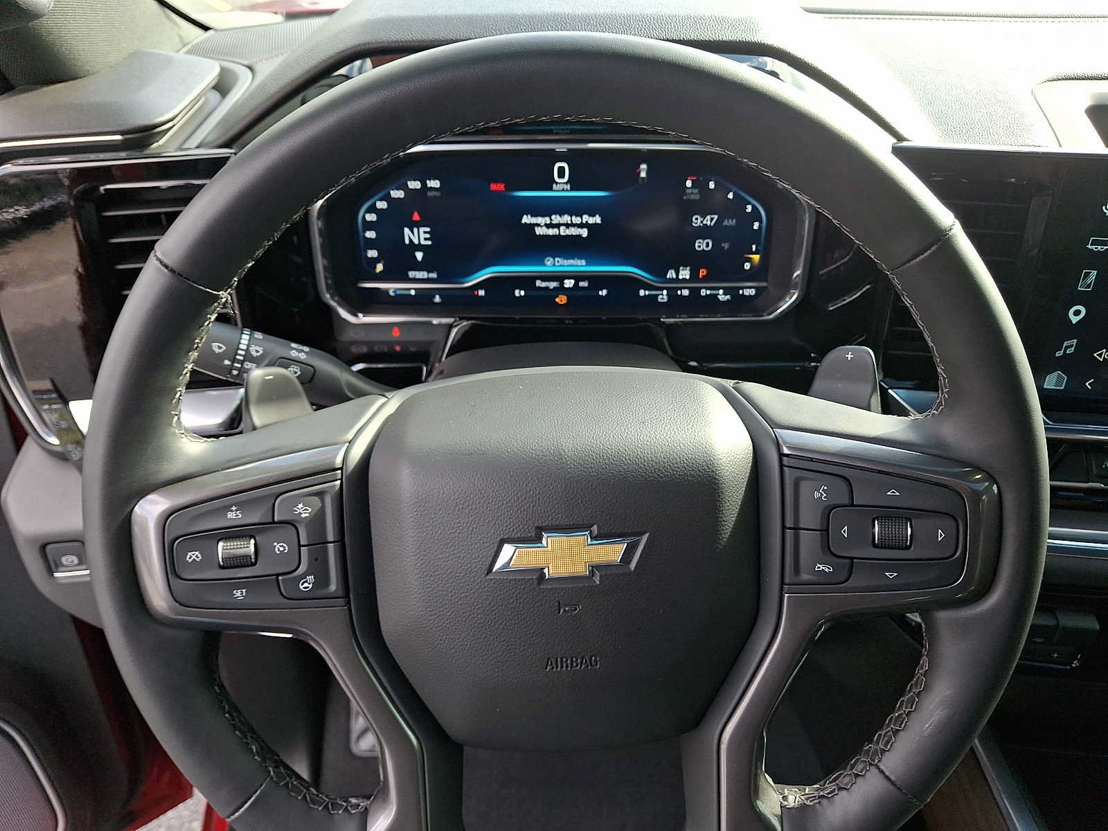 Used 2025 Chevrolet Silverado 1500 High Country w/ High Country Premium Package AWD/4WD image 21