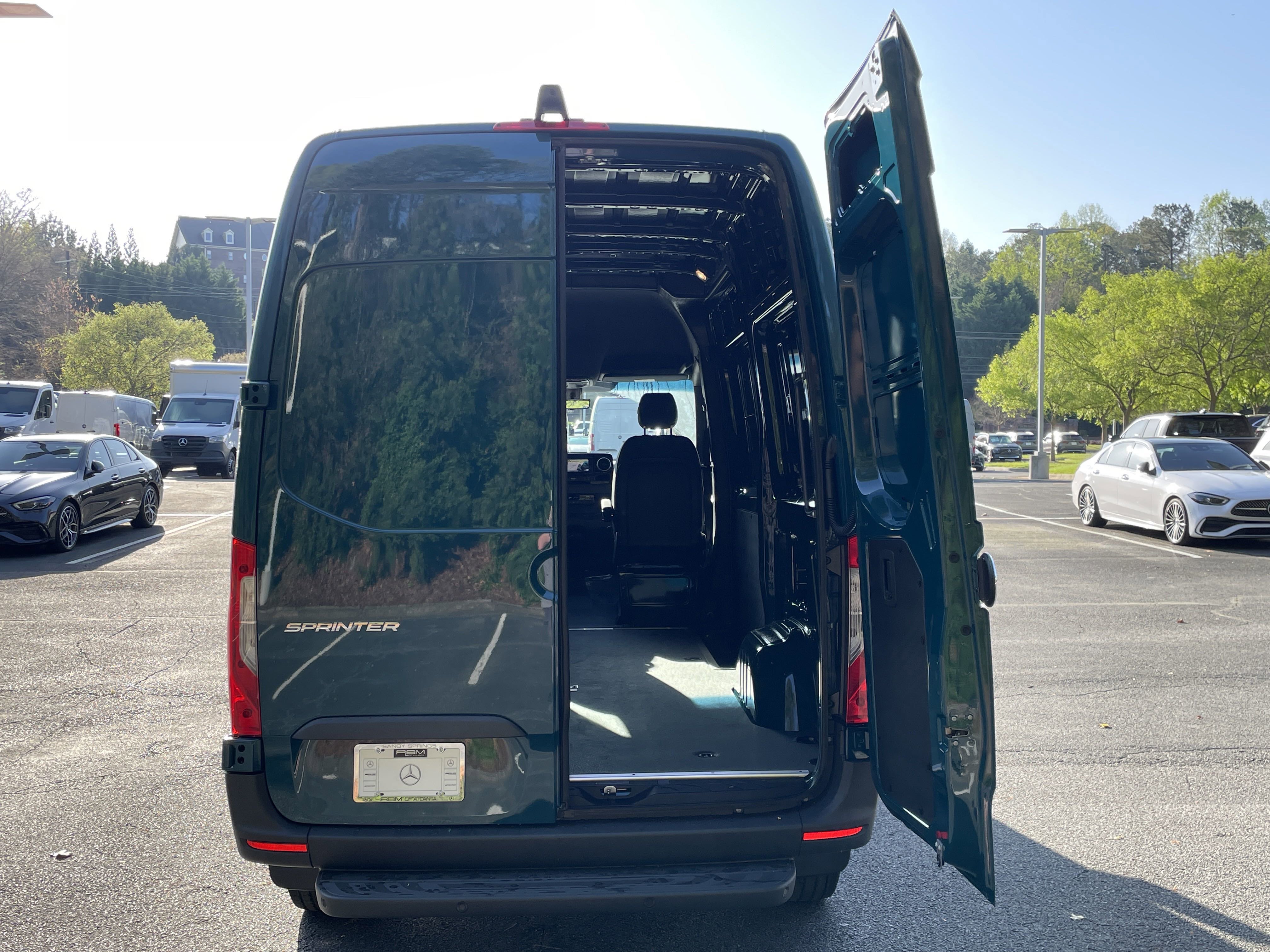 New 2025 Mercedes-Benz Sprinter 2500 image 11