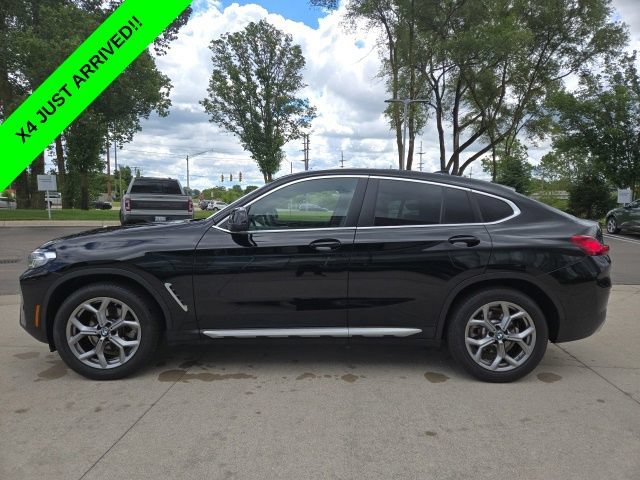 Used 2024 BMW X4 xDrive30i w/ Premium Package AWD/4WD image 4