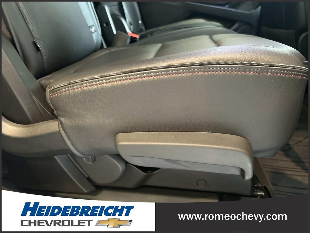Certified 2022 Chevrolet Traverse RS w/ LPO, Floor Liner Package FWD image 34