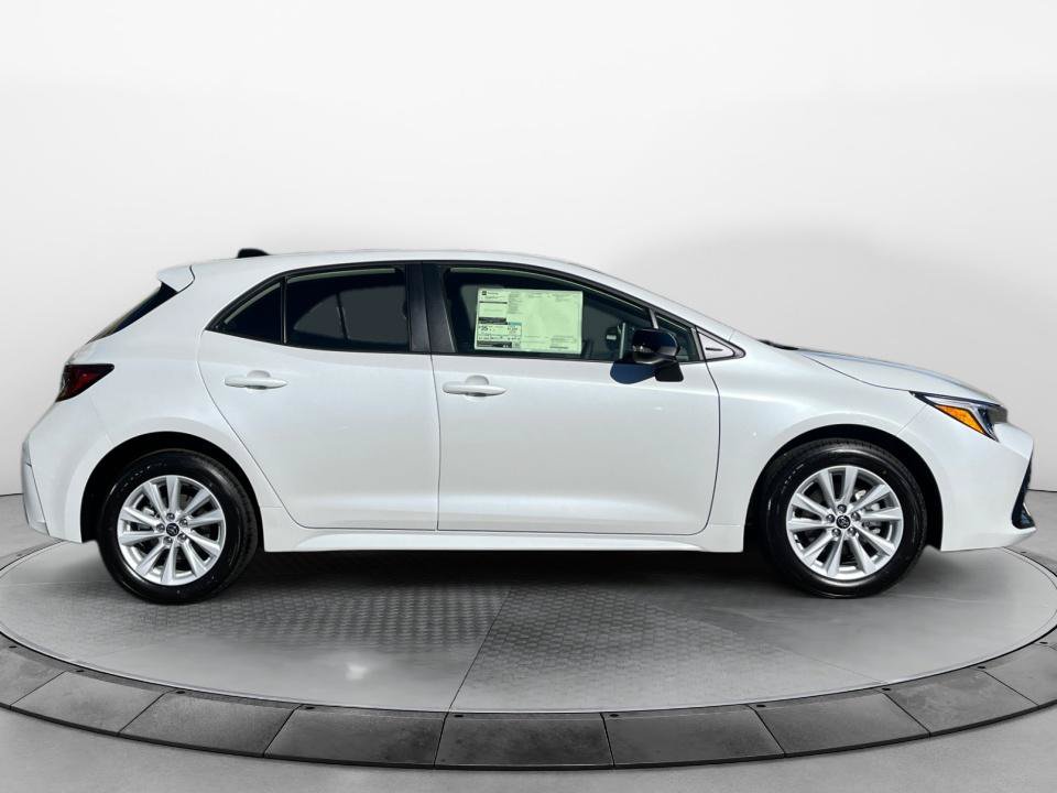New 2027 Toyota Corolla SE w/ SE Premium Package FWD image 8