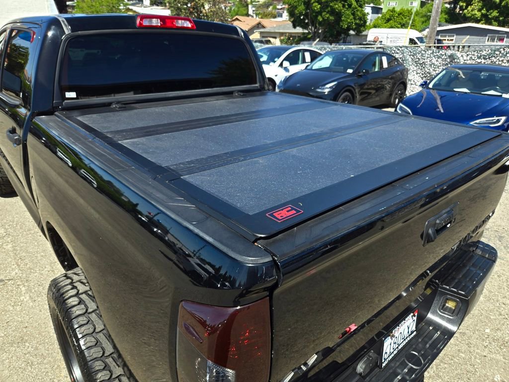 Used 2016 Toyota Tundra SR5 w/ SR5 Upgrade Package AWD/4WD image 14