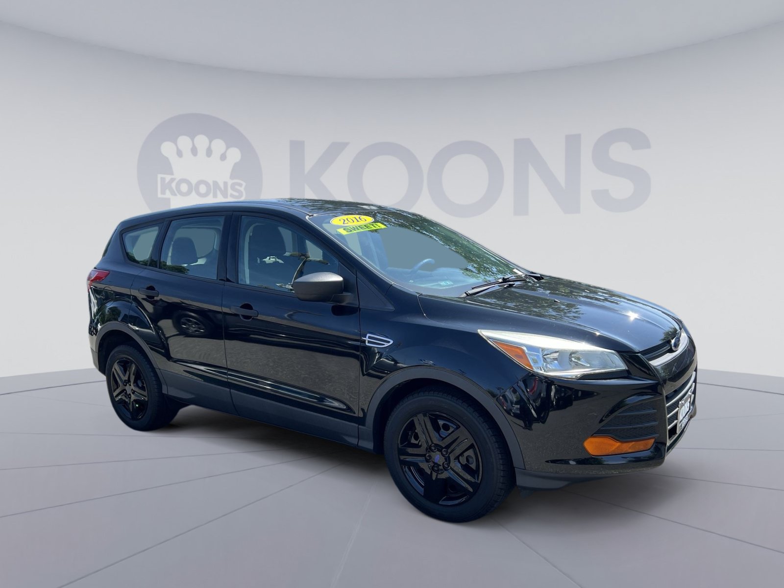 Used 2016 Ford Escape S FWD image 2