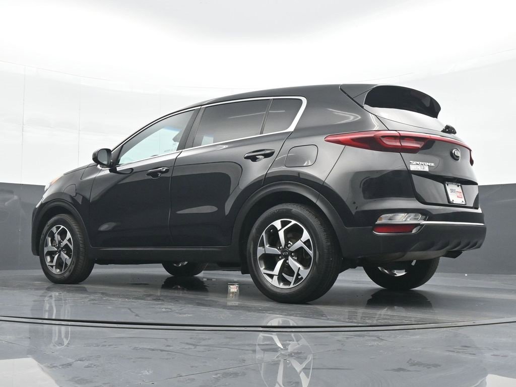 Used 2020 Kia Sportage LX image 19