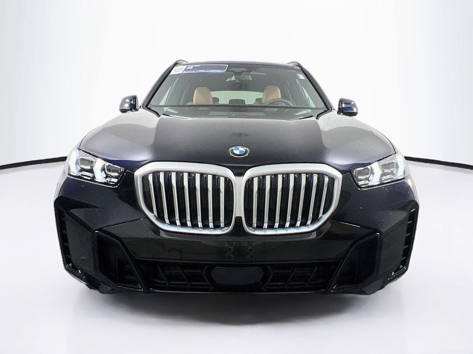 Used 2026 BMW X5 xDrive40i w/ M Sport Package AWD/4WD image 2