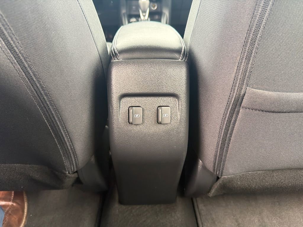 Used 2023 Nissan Kicks SV image 22