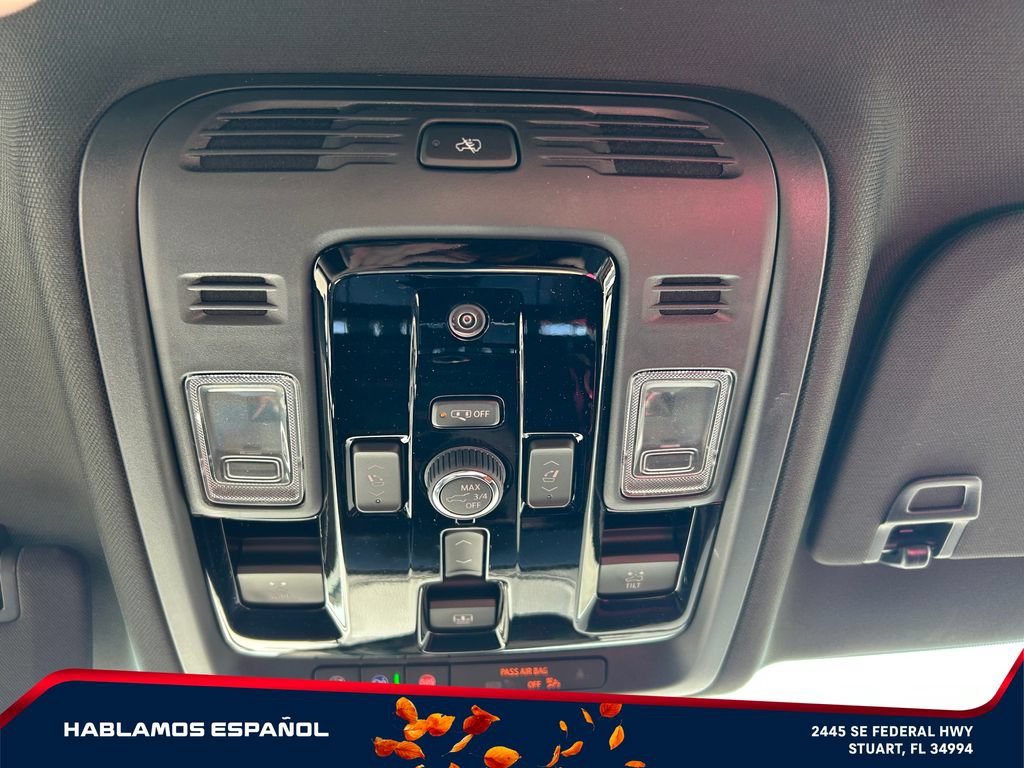 New 2026 GMC Yukon XL Denali w/ Denali Reserve Package AWD/4WD image 24