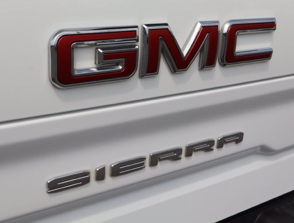 Certified 2025 GMC Sierra 1500 AT4 w/ AT4 Premium Package AWD/4WD image 60