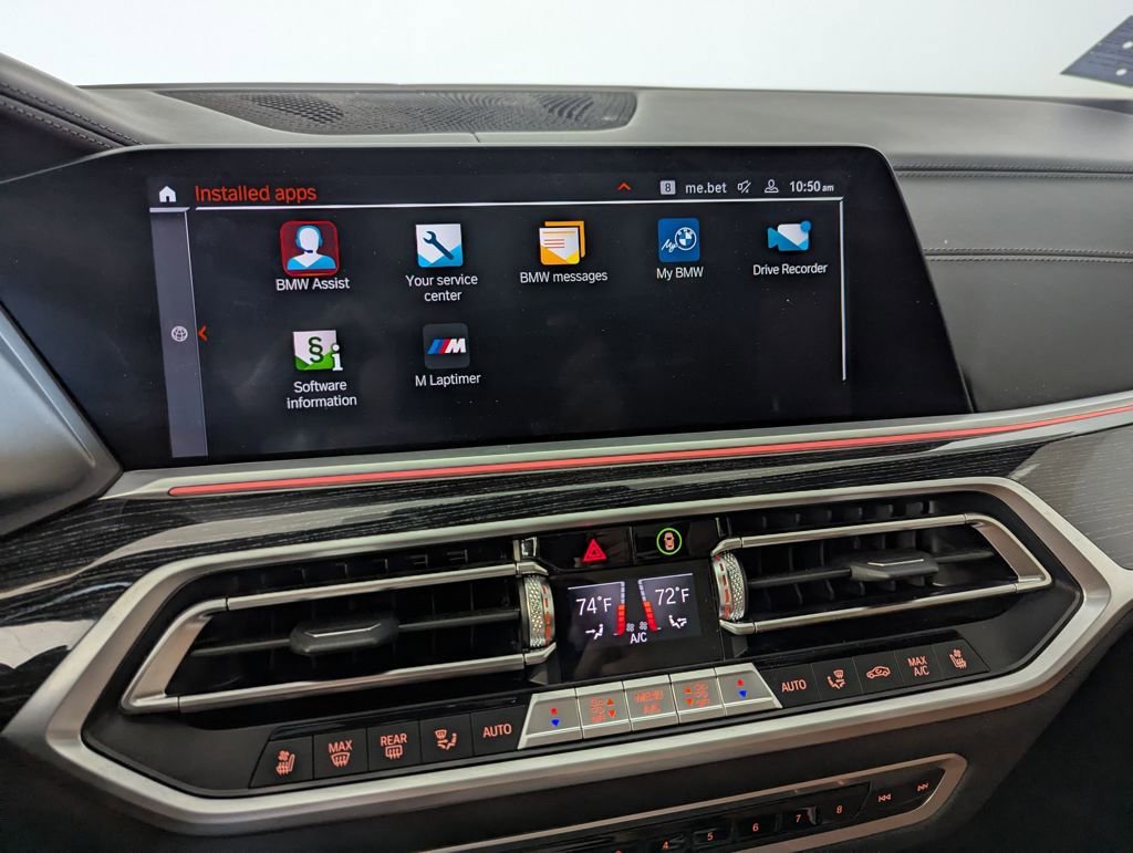 Used 2021 BMW X7 M50i image 11