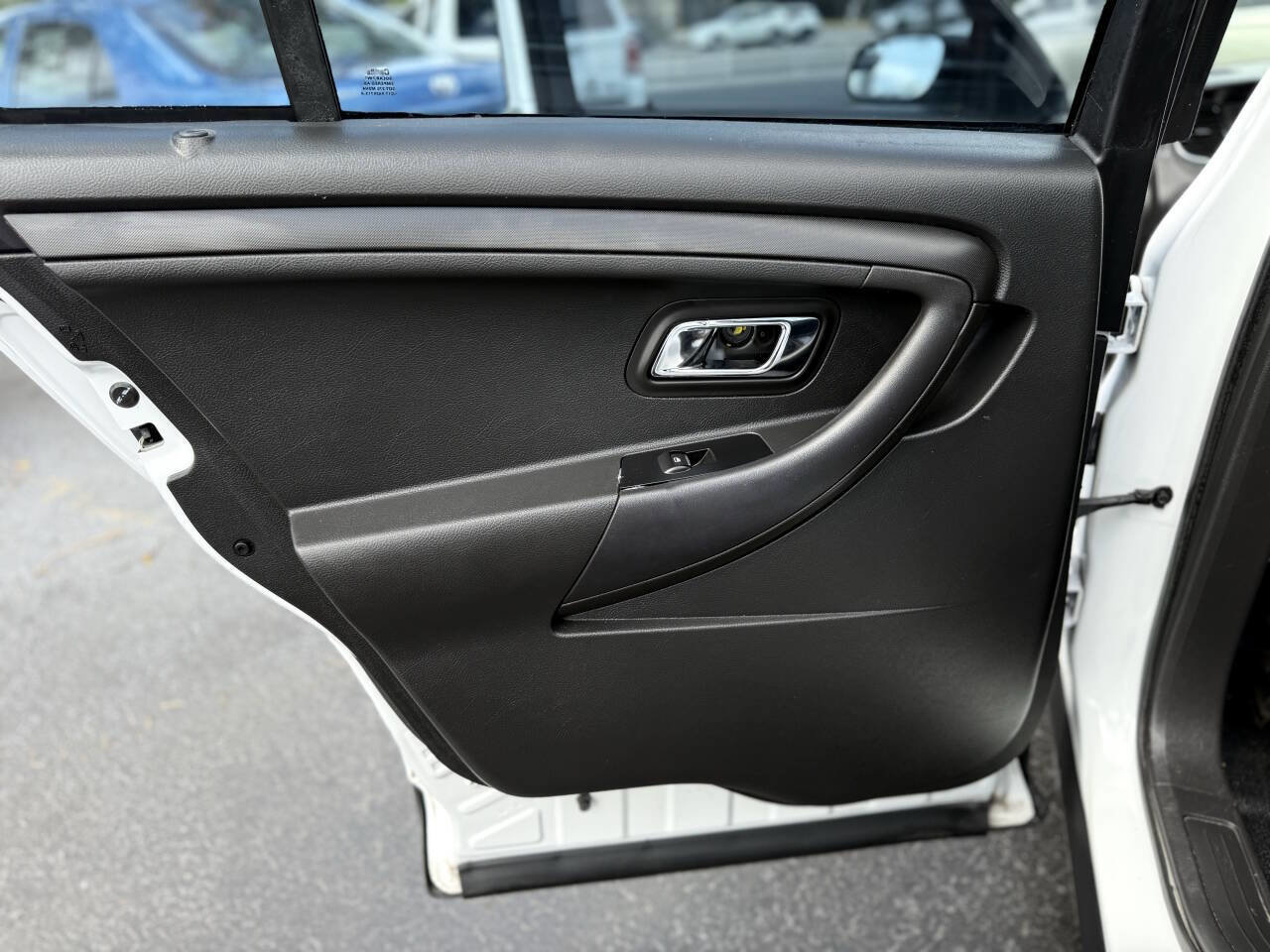 Used 2015 Ford Taurus Police Interceptor AWD image 14