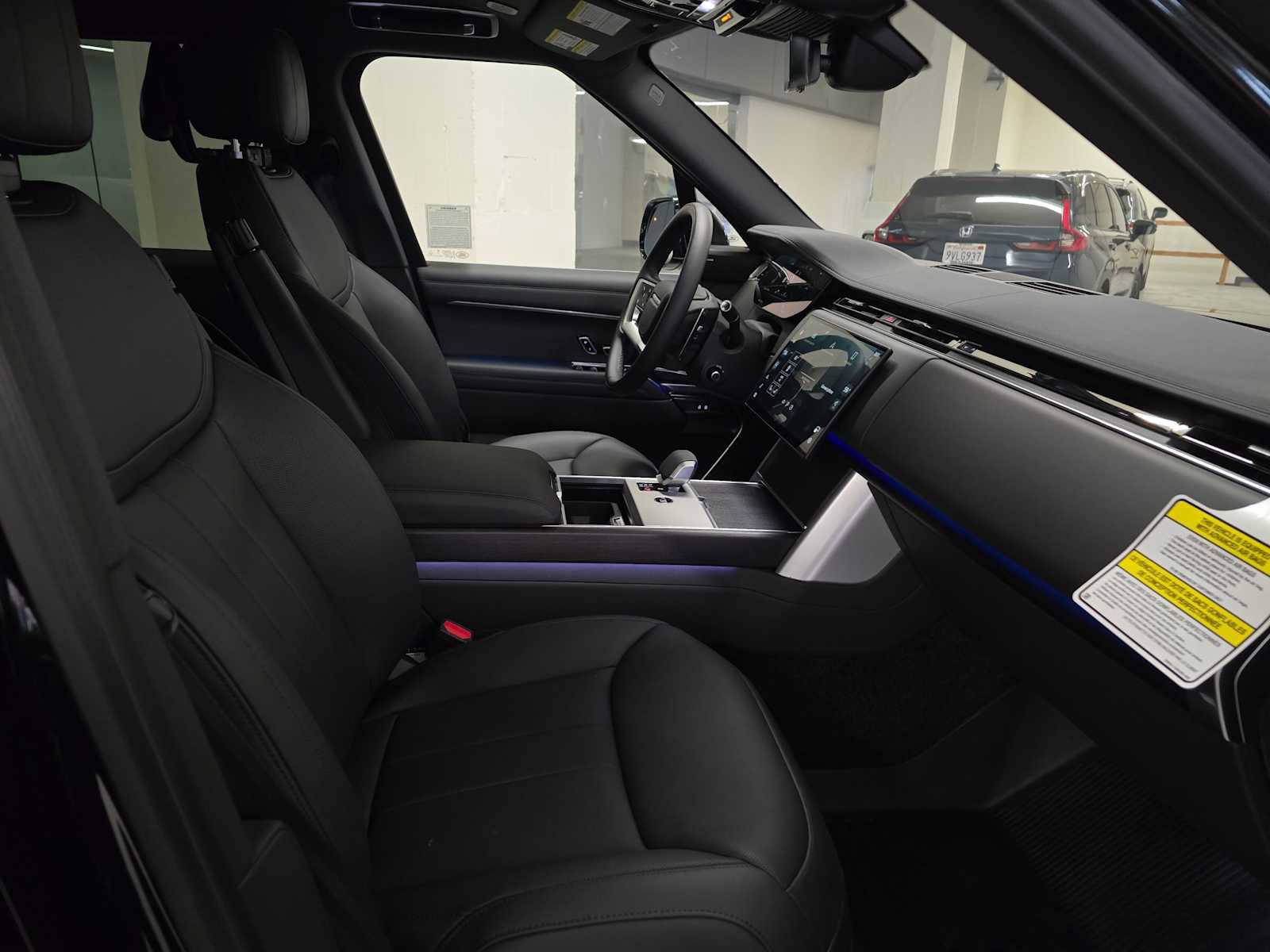 New 2026 Land Rover Range Rover SE image 11