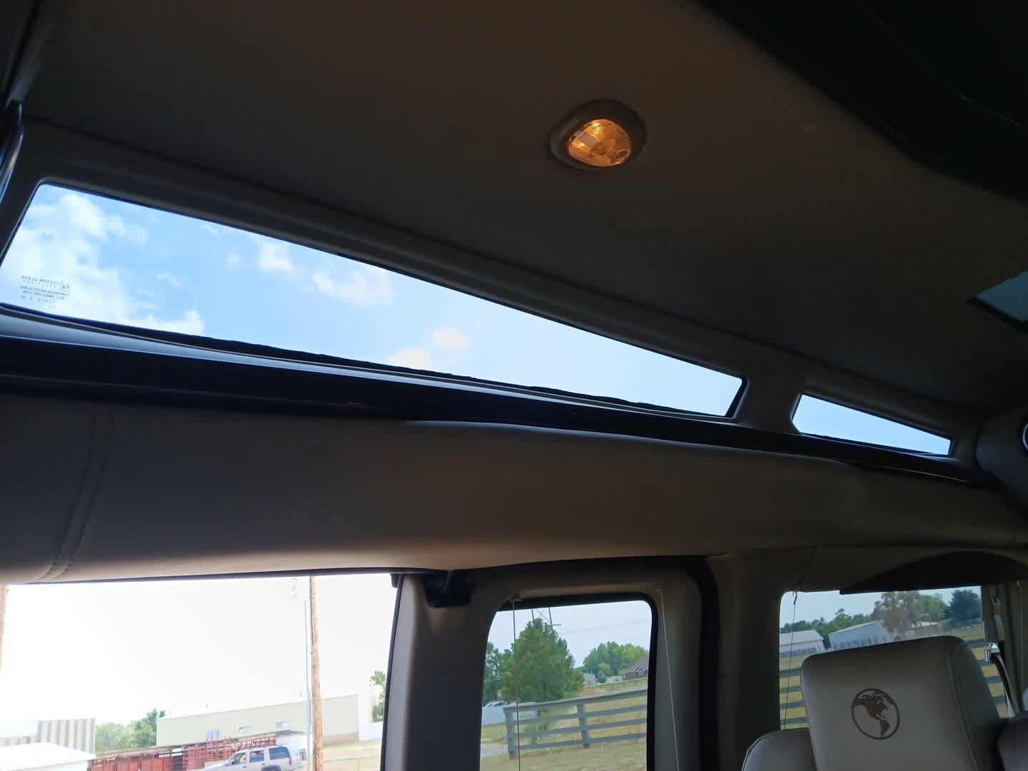 Used 2021 Chevrolet Express 2500 w/ Enhanced Convenience Package RWD image 79