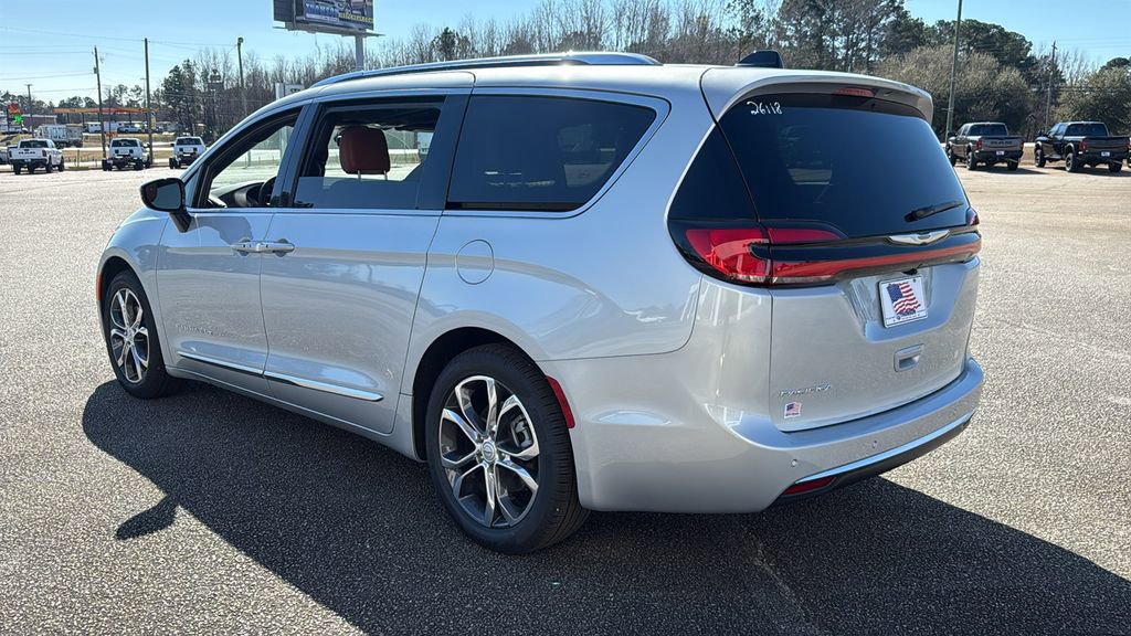 New 2026 Chrysler Pacifica Pinnacle image 6