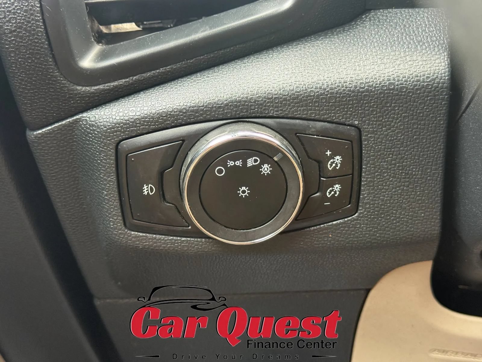Used 2018 Ford EcoSport SE w/ Interior Protection Package FWD image 26