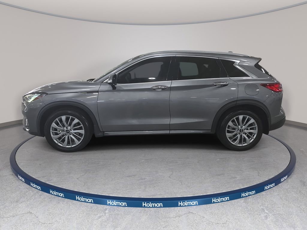 Used 2023 INFINITI QX50 Luxe FWD image 9
