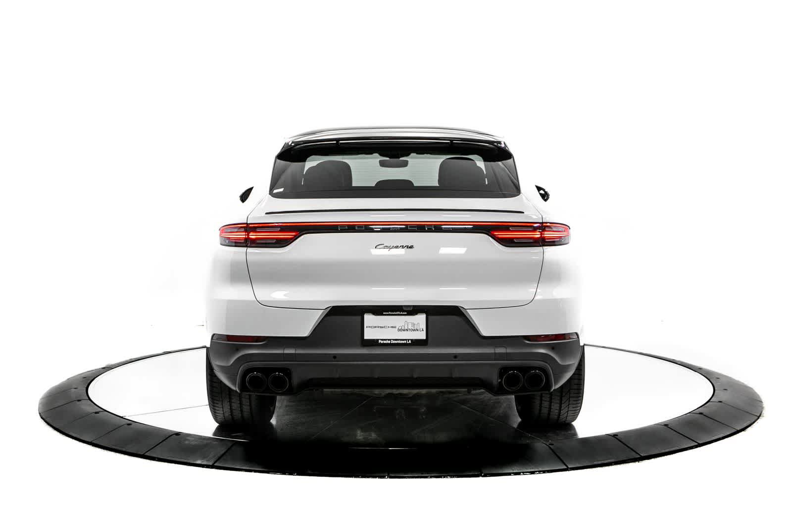 Certified 2023 Porsche Cayenne Platinum Edition AWD/4WD image 6