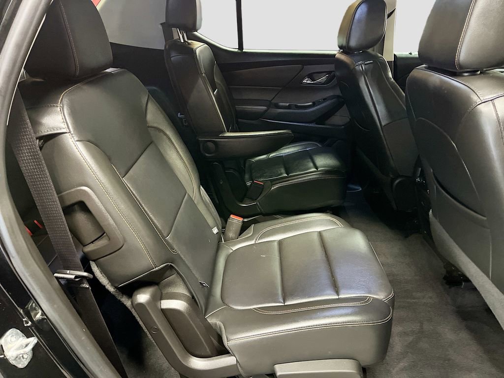 Used 2019 Chevrolet Traverse LT w/ LT Premium Package AWD/4WD image 29