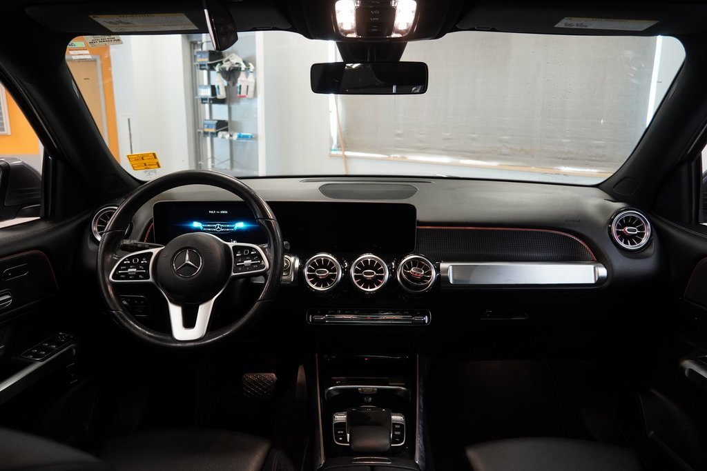 Used 2020 Mercedes-Benz GLB 250 4MATIC image 9