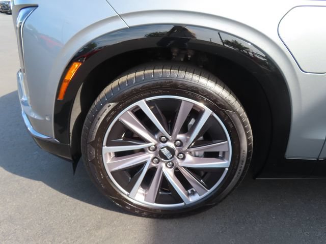 Certified 2026 Cadillac Vistiq Sport w/ LPO, Floor Liner Package AWD/4WD image 8