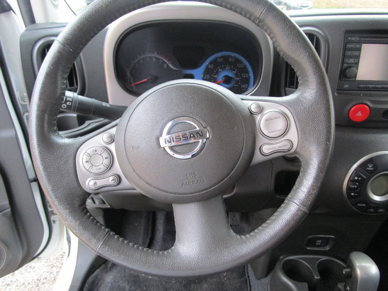 Used 2014 Nissan Cube 1.8 SL w/ SL Preferred Package FWD image 11