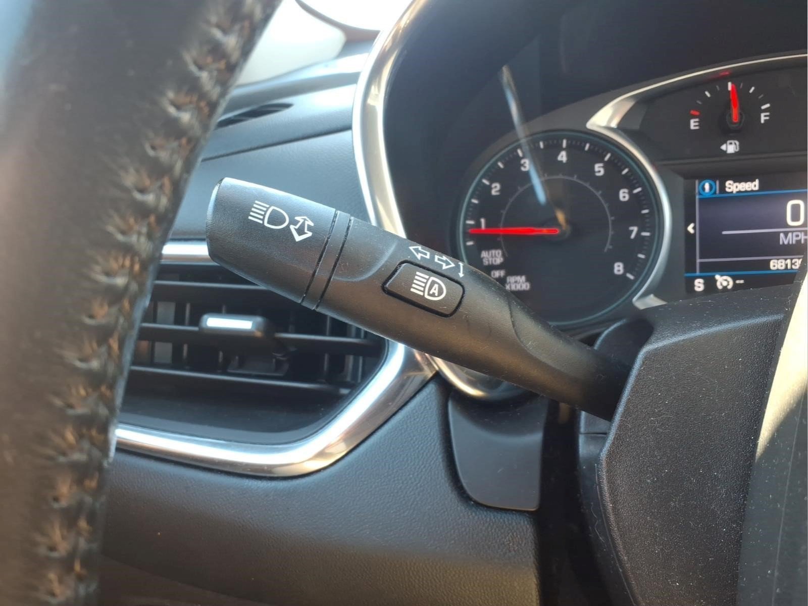 Used 2022 Chevrolet Equinox LT FWD image 16