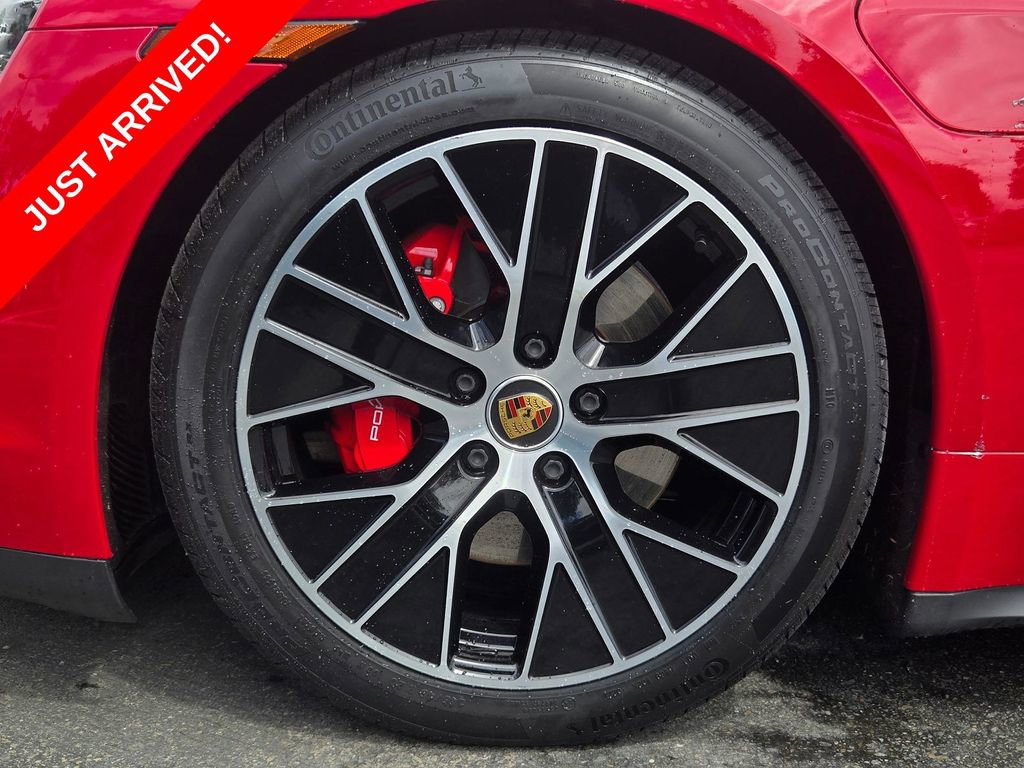 Used 2022 Porsche Taycan 4S AWD/4WD image 9