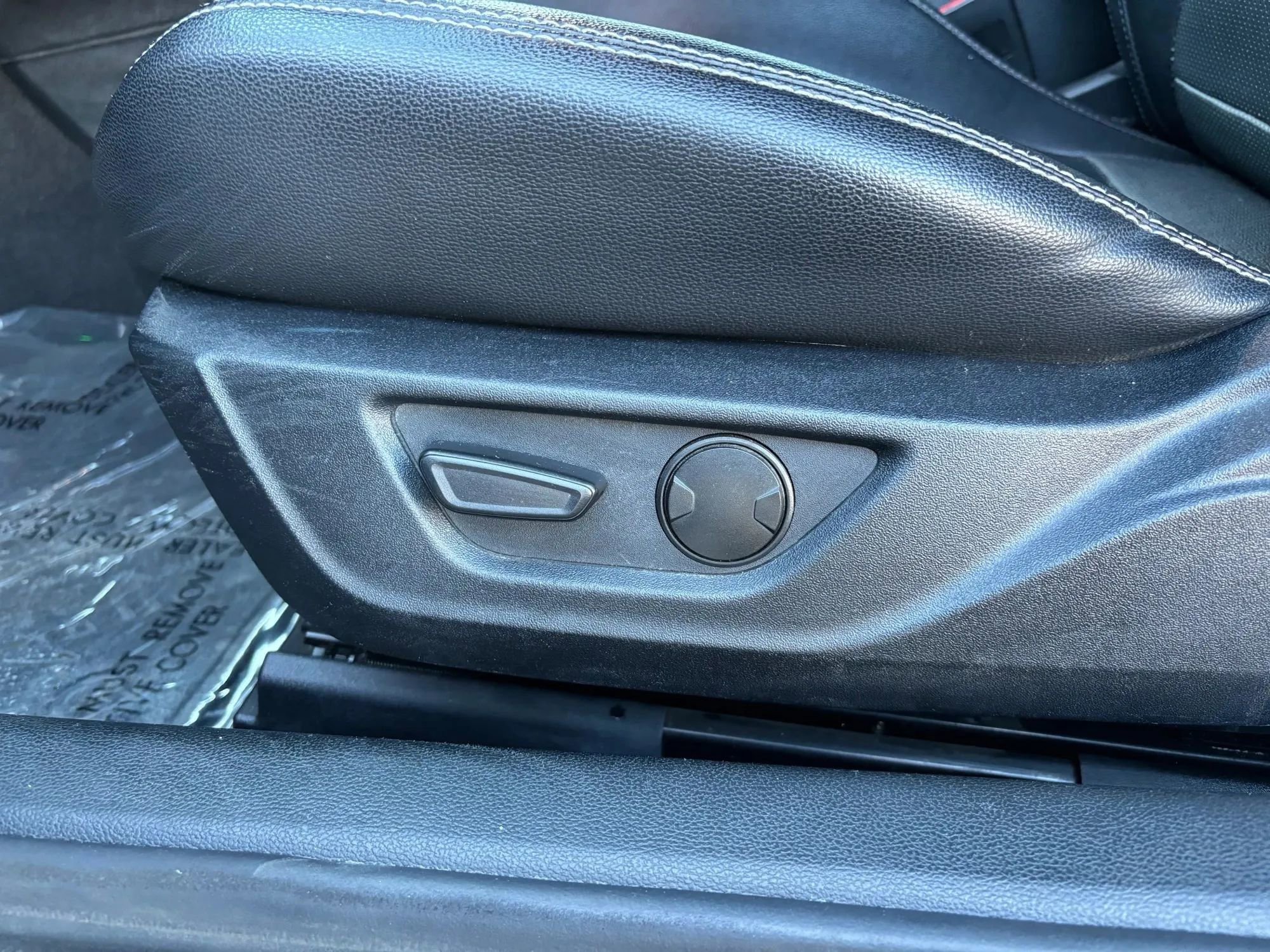 Used 2020 Ford Mustang Premium image 8