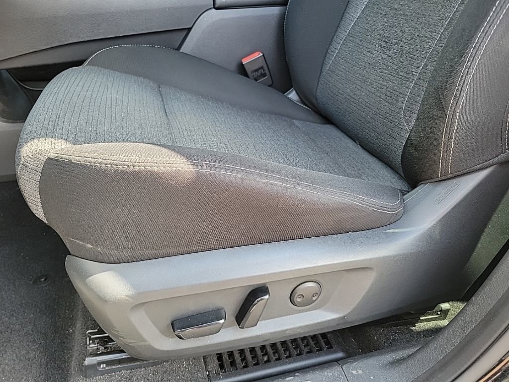 Certified 2022 Nissan Rogue SV image 19