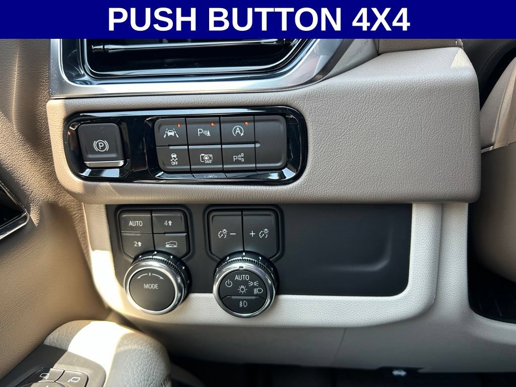 Used 2026 GMC Yukon XL Denali w/ Sun & Power Step Package AWD/4WD image 17
