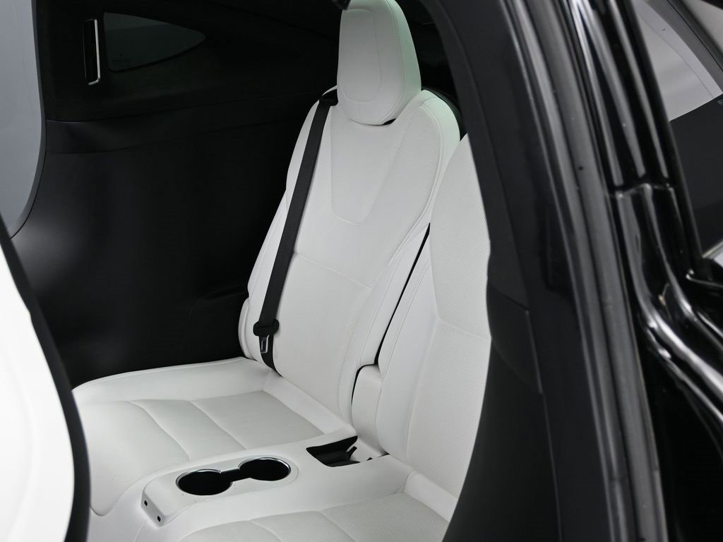Used 2022 Tesla Model X Plaid image 39