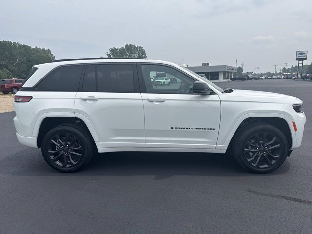 New 2026 Jeep Grand Cherokee Limited AWD/4WD image 8