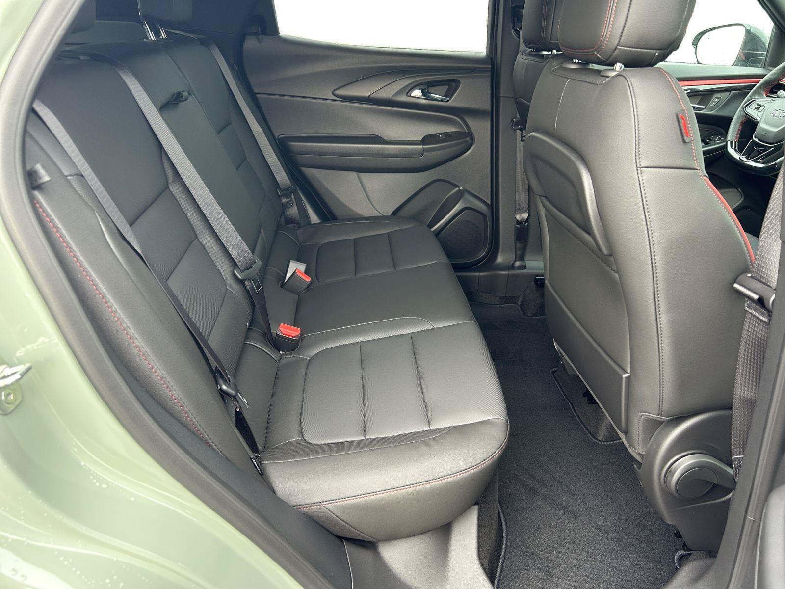 Used 2024 Chevrolet TrailBlazer RS w/ Driver Confidence Package FWD image 20