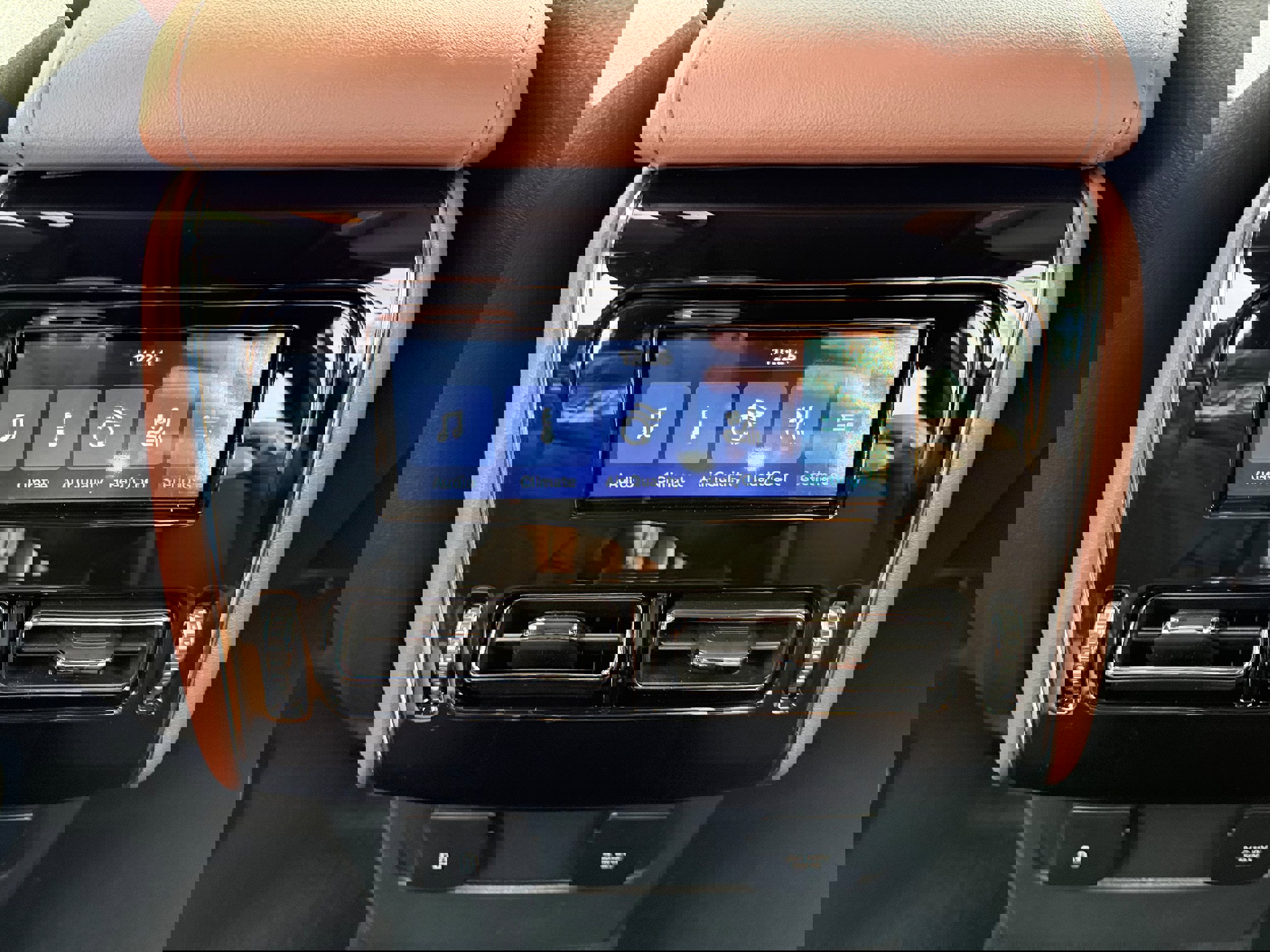 New 2026 Lincoln Aviator Reserve w/ Luxury Package image 17