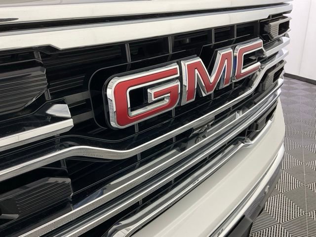 Used 2022 GMC Sierra 1500 SLT w/ SLT Premium Plus Package AWD/4WD image 11