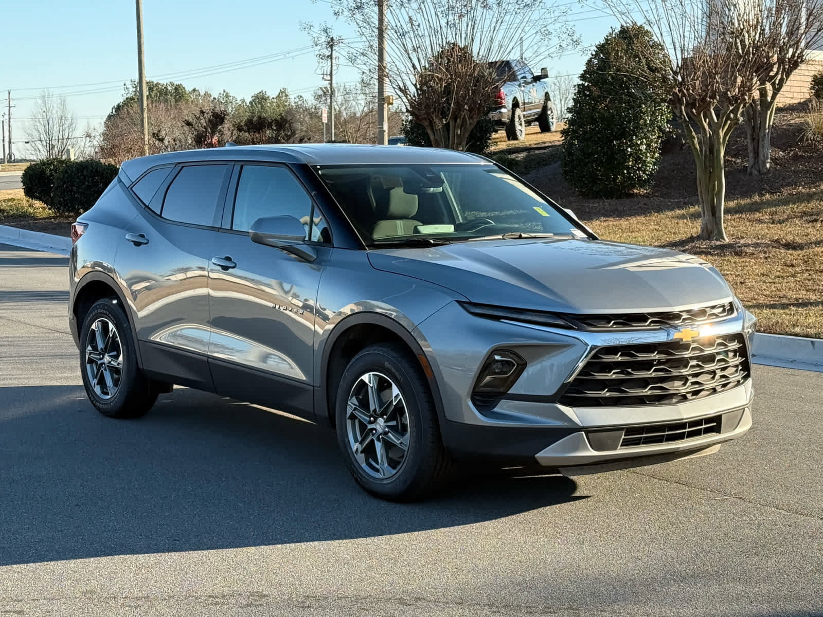 Used 2025 Chevrolet Blazer LT image 8