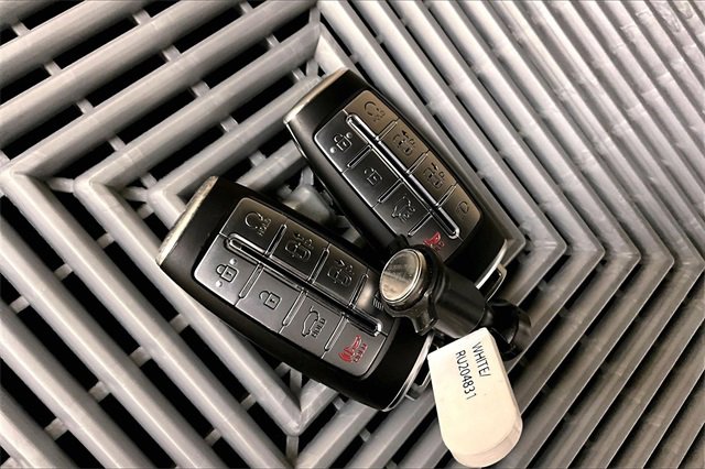 Used 2024 Genesis GV80 3.5T w/ Prestige Package image 11