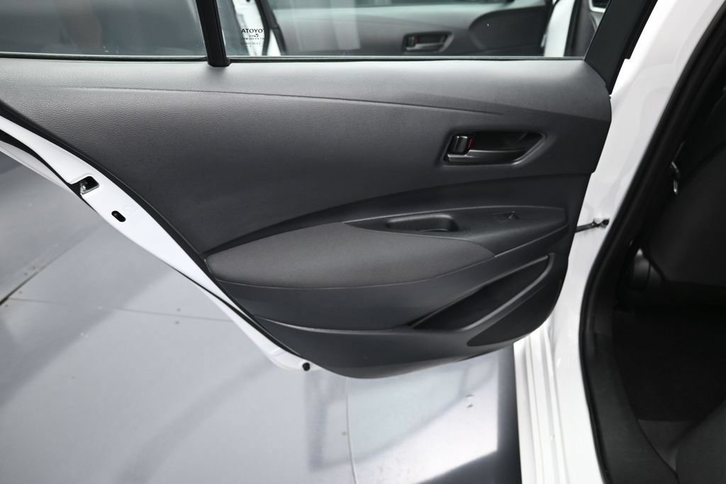 Used 2026 Toyota Corolla LE FWD image 26
