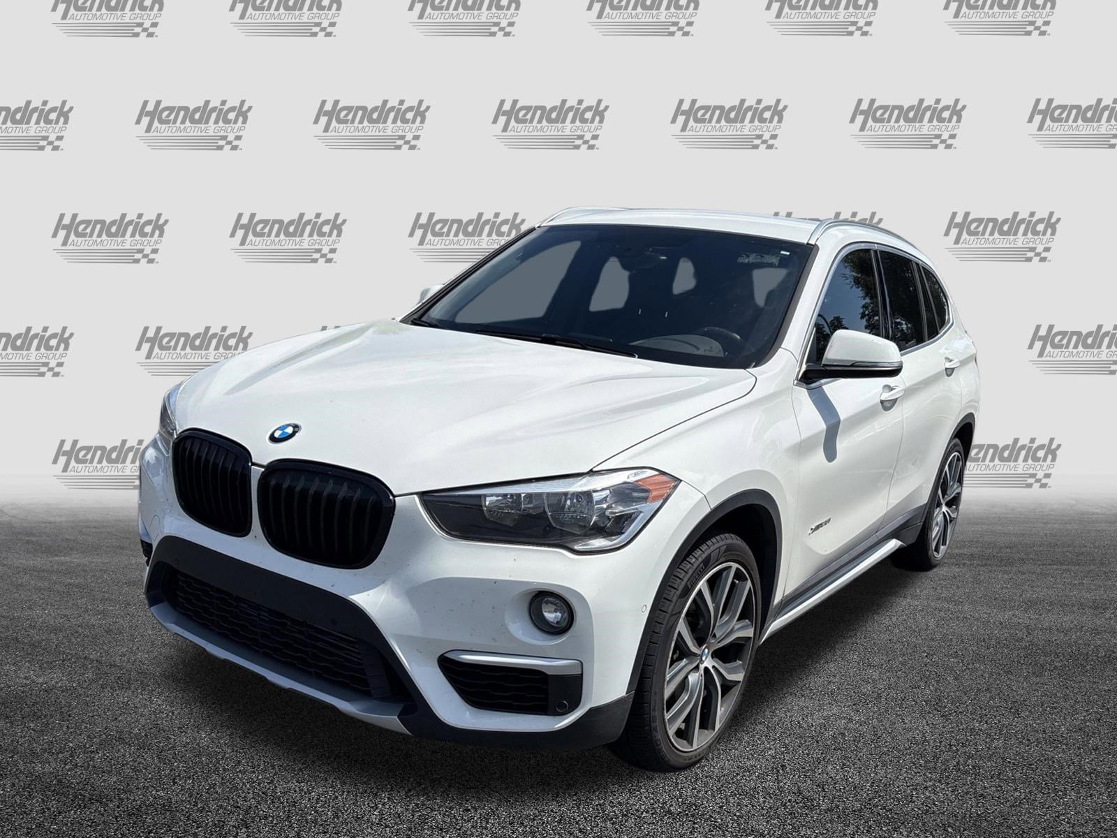 Used 2017 BMW X1 xDrive28i AWD/4WD image 11