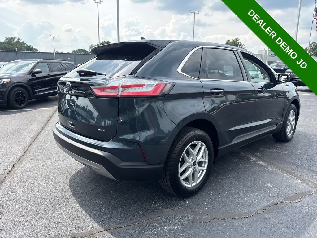 Used 2024 Ford Edge SEL w/ Convenience Package AWD/4WD image 6