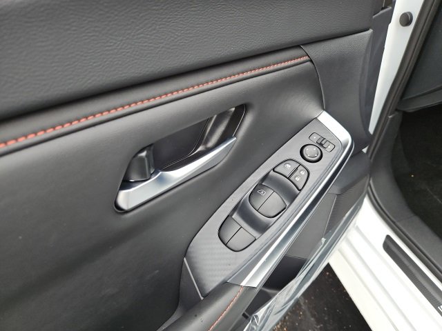 New 2025 Nissan Sentra SR image 25