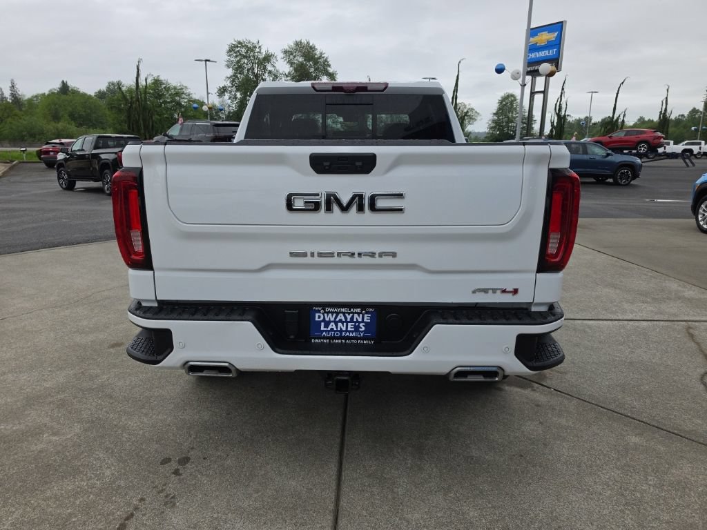 Used 2023 GMC Sierra 1500 AT4 w/ Technology Package AWD/4WD image 5